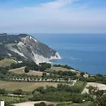 Casa de hóspedes Le Relais Du Lierre - Conero Nature Retreat Poggio (Marche)