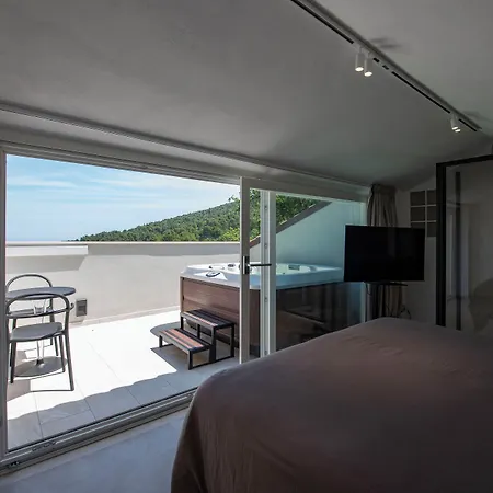 Le Relais Du Lierre Poggio (Marche)