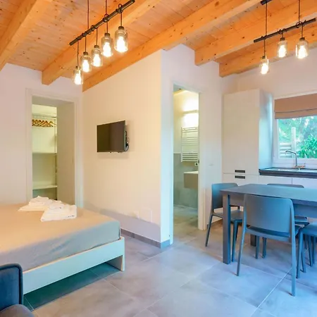 Le Relais Du Lierre - Conero Nature Retreat 4* Poggio (Marche)
