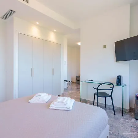 Le Relais Du Lierre - Conero Nature Retreat Poggio (Marche)