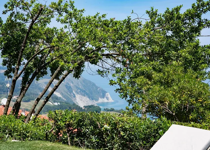 Le Relais Du Lierre 招待所 Poggio (Marche)